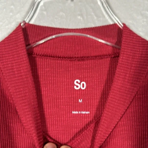 SO Rusty Red Ribbed Mock Neck Tank Top Women's Size Medium - Picture 4 of 6